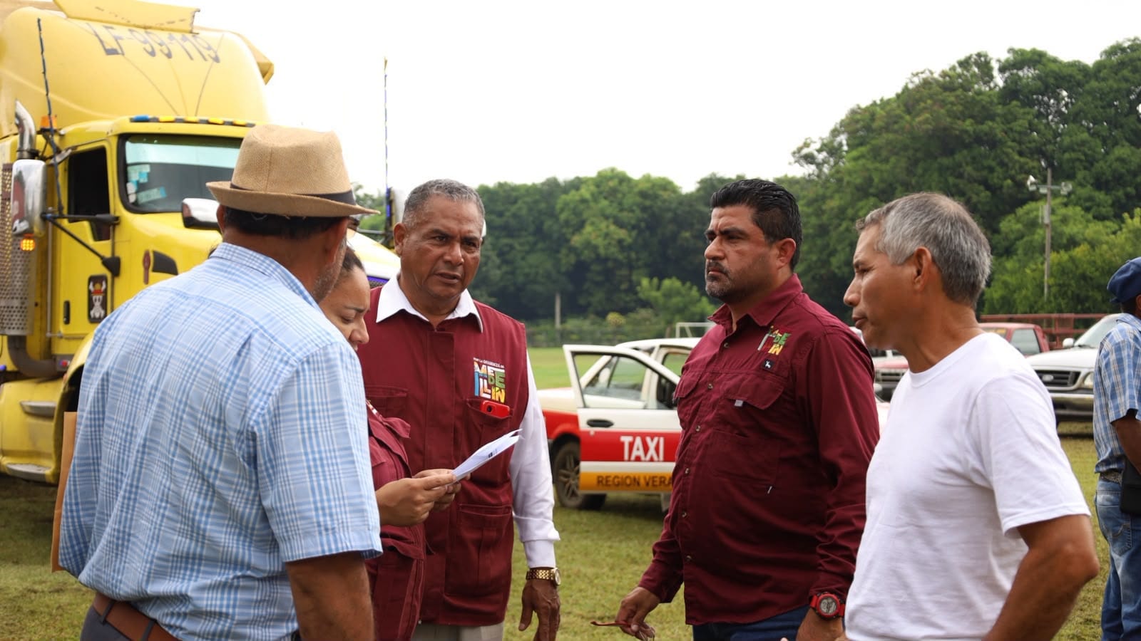 Medellín de Bravo fortalece al campo con apoyo directo a productores de piña