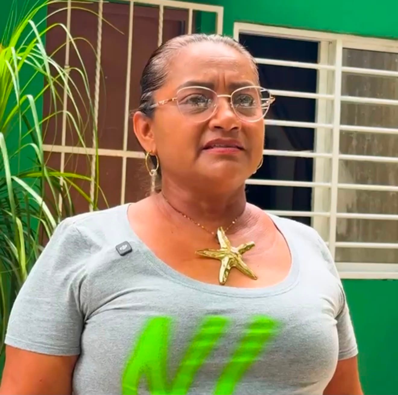 Protestan vecinos de El Morro por invasión de estacionamientos y comercio irregular en Vía Muerta; piden orden