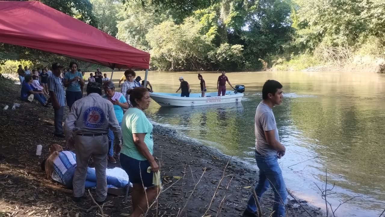 PC de Medellín de Bravo atiende reporte por dos personas ahogadas en el río Cotaxtla